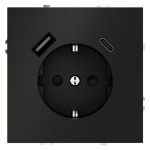 Розетка встраиваемая VOLTUM S70 с заземлением и защитными шторками, 16А, с USB, A+С, (черный матовый