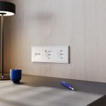 Розетка встраиваемая VOLTUM S70 с заземлением и защитными шторками, 16А, с USB, A+С, (белый матовый)
