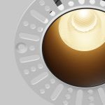 Точечные светильники Maytoni DL122-15W-2.7K-TRS-B Dip