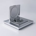 W1171206/ Розетка влагозащ. с зазем. с защит. крышкой и шторками (серебряный) W1171206