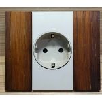 KA4802MB Bticino LIVING NOW. Декоративная рамка 2 модуля. Мербау