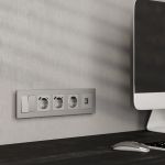 Рамка из металла на 5 постов AluMax алюминий W0053506