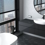 Розетка с заземлением и шторками c крышкой IP44 N (белый матовый) W1171261