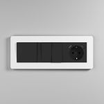 Рамка из поликарбоната на 3 поста Split белый/черный, soft-touch W0033068