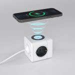 Розеточный блок 3-местный + 3×USB + беспроводная зарядка W6513501