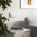 Рамка из металла на 2 поста Baguette белый/серебро W0022850