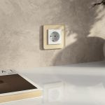 Рамка из стекла на 1 пост Elite айвори W0012443