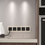 Рамка из стекла на 5 постов Favorit молочный W0051141