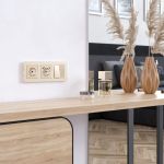 Рамка из металла на 3 поста Platinum шампань W0032611