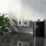 Розетка с заземлением, шторками и USB тип A+C Gallant серебряный W5071706