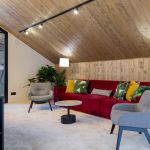 Однофазный шинопровод черный 2м 85080/00