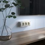 Розетка тройная с заземлением и шторками Gallant шампань рифленый W5073110