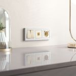 Рамка из поликарбоната на 3 поста Hammer белый W0032401