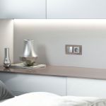 Розетка с заземлением (Hammaer серебряный) W1271006