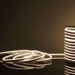 Светодиодный гибкий неон 220 В 9.6 Вт/м 120 Led/м 2835 IP67, односторонний дневной белый 4200 K, 50 м Гибкий неон 220V 9,6W 120Led 2835 IP67 односторонний дневной белый, 50 м