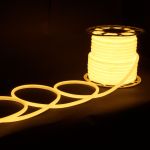 Светодиодный гибкий неон 220 В 9.6 Вт/м 144 Led 2835 IP67, круглый теплый белый 3300 K, 50 м Гибкий неон 220V 9,6W 144Led 2835 IP67 круглый теплый белый, 50 м