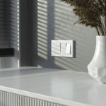 Выключатель одноклавишный (Hammer белый) W1210001