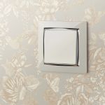 Рамка из пластика на 1 пост Snabb слоновая кость/хром W0011903