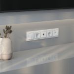 Рамка из поликарбоната на 5 постов Snabb Basic белый W0052001