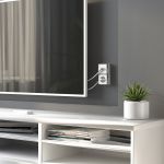 Розетка с заземлением Gallant белая W5071001