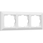 Рамка из пластика на 3 поста Fiore белый W0032201