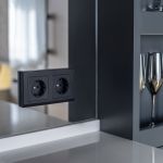 Рамка из поликарбоната на 2 поста Stark черный W0021808