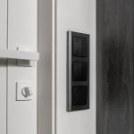 Рамка из поликарбоната на 3 поста Stark черный W0031808