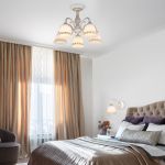 Потолочная люстра со стеклянными плафонами 60107/5 белый с золотом