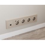 MA372005 Комплект мех-ма компьютерной розетки RJ-45 экранированной с автоматической защитной шторкой ALFA Серо-бежевый матовый QUANT (AP3720, VM185)