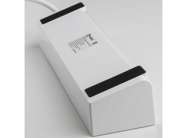 Розеточный блок 4-х местный + 3 USB белый/черный WL20-04-03