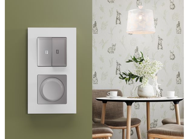 AF250124 Рамка ALFA Qubi (Белый матовый) 4-ая AF250124 Рамка ALFA Qubi (Белый матовый) 4-ая