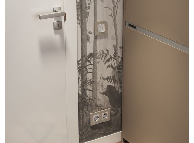 AF250363 Рамка ALFA Qubi (Серо-бежевый матовый) 3-ая