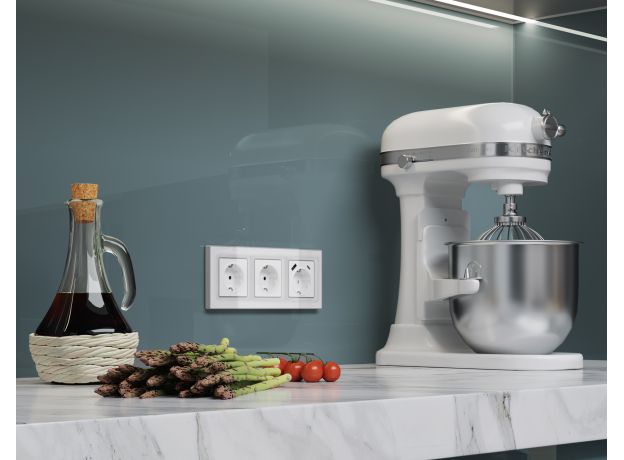 AF580133 Рамка ALFA Arctic (Белый Стекло органическое/Серебро) 3-ая