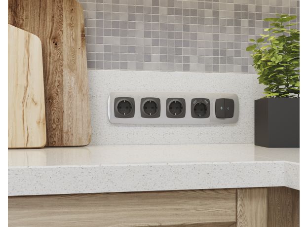 OF140403 Рамка OMEGA Ecta (Серебро глянец) 3-ая