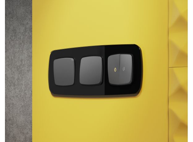 OF350803 Рамка OMEGA Radian (Черный Стекло закаленное натуральное) 3-ая