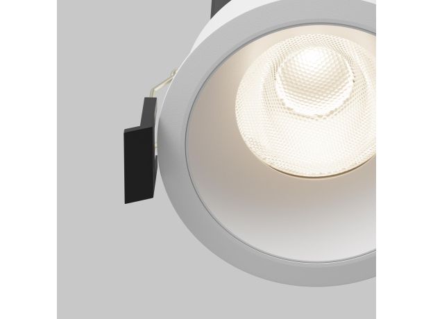 Точечные светильники Maytoni DL117-15W-4K-W Dip