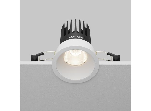 Точечные светильники Maytoni DL117-15W-4K-W Dip