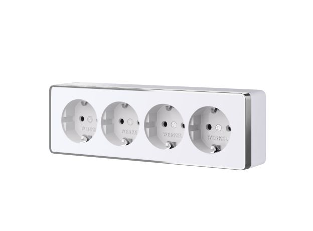 Розетка четверная с заземлением и шторками Gallant белая W5072210