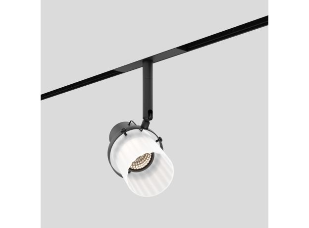 Slim Magnetic Трековый светильник 10W 4000K черный 85532/01