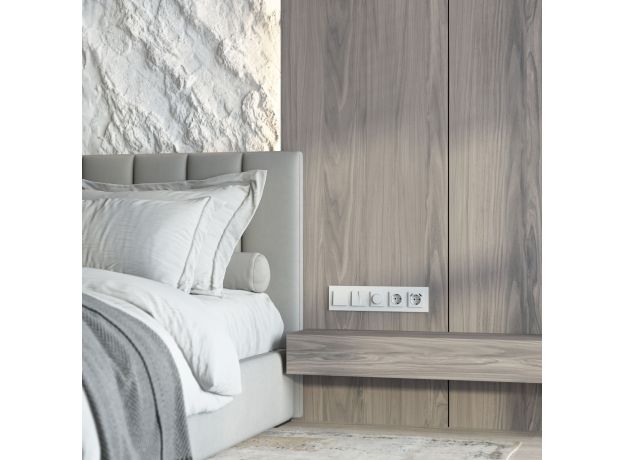 Рамка из стекла на 5 постов Senso белый soft-touch W0053101