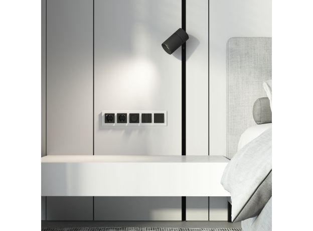 Рамка из стекла на 5 постов Senso белый soft-touch W0053101