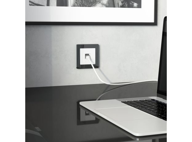 Розетка Ethernet RJ-45 cat. 6A экранированная (белый) W5120101