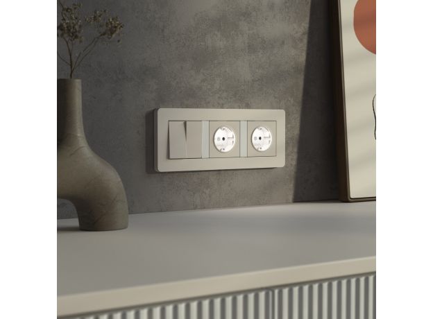 Розетка с подсветкой W (айвори матовый) W1171462