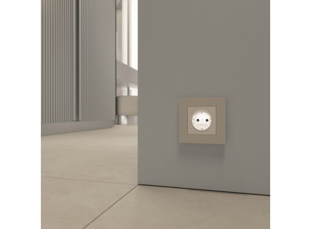 Розетка с подсветкой W (айвори матовый) W1171462