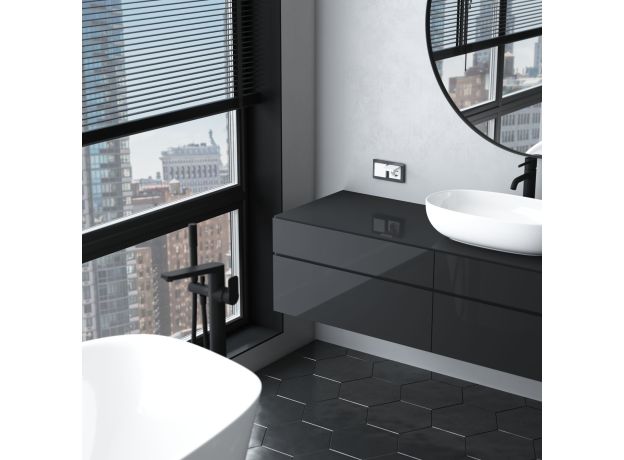 Розетка с заземлением и шторками c крышкой IP44 N (белый матовый) W1171261