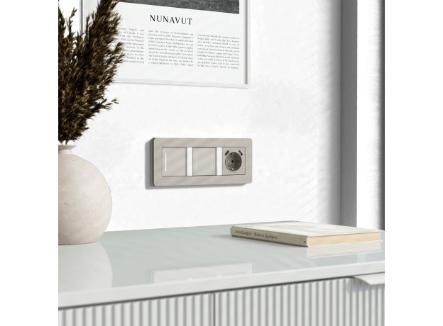 Сенсорный выключатель двухклавишный с подсветкой (дымчатый) W4522014