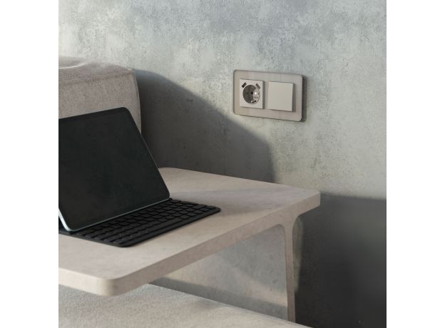 W1210004/ Выключатель одноклавишный (дымчатый) W1210004