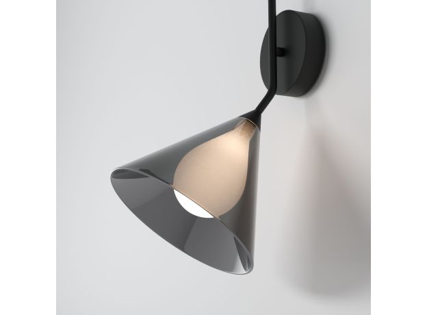 Настенный светильник со стеклянным плафоном 70161/1 черный