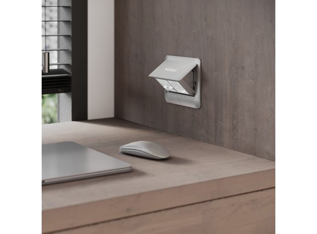 W8074065/ Выдвижной блок (Лючок) на 4 модуля (серебряный) W8074065