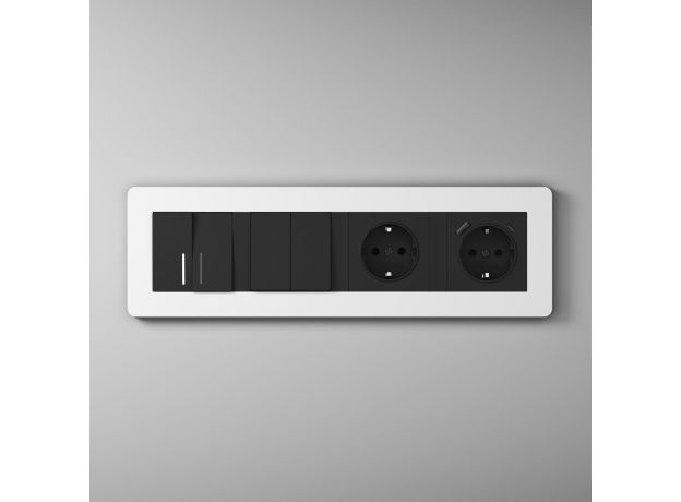 Рамка из поликарбоната на 4 поста Split белый/черный, soft-touch W0043068